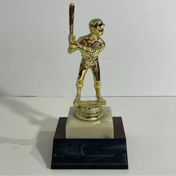Baseball Trophy - Picture 1 of 8